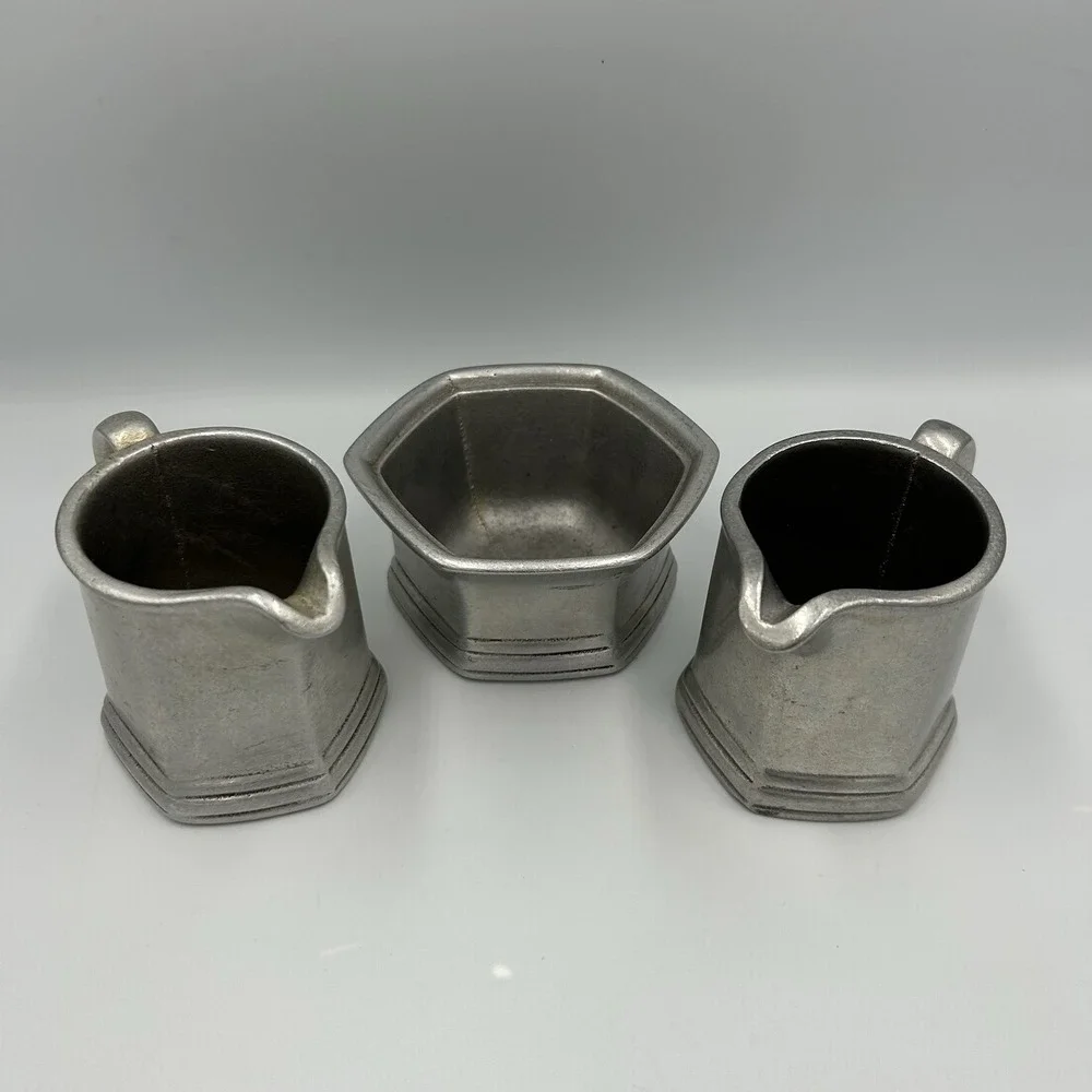 Wilton Columbia Vintage Pewter Creamer And‎ Sugar Bowl